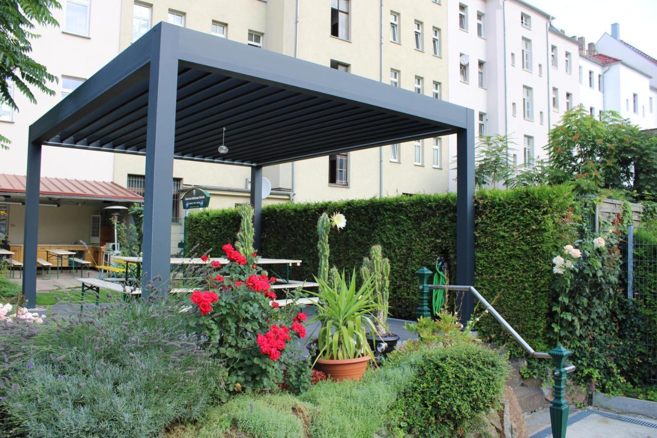 Апарт-отель Space Im Campus Der Jvp Schule *