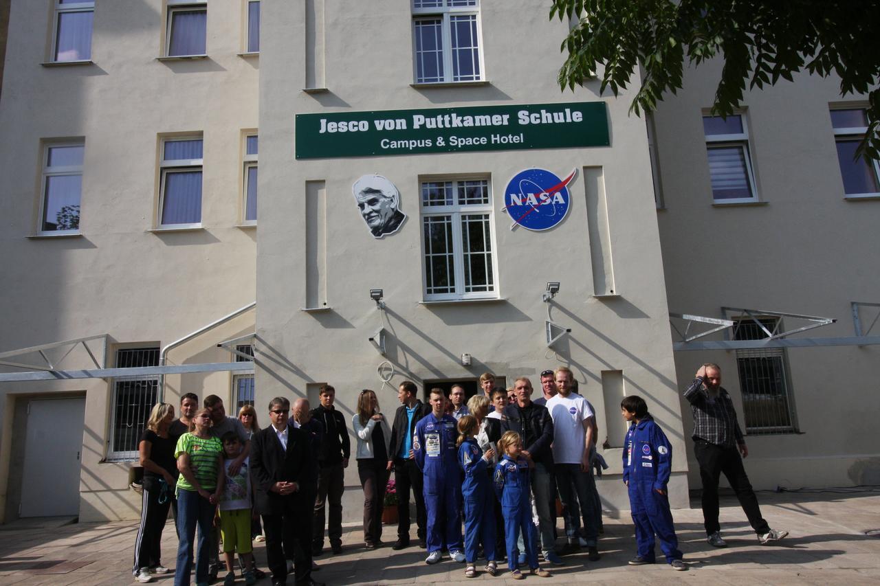 Space Im Campus Der Jvp Schule Апарт-отель Лейпциг
